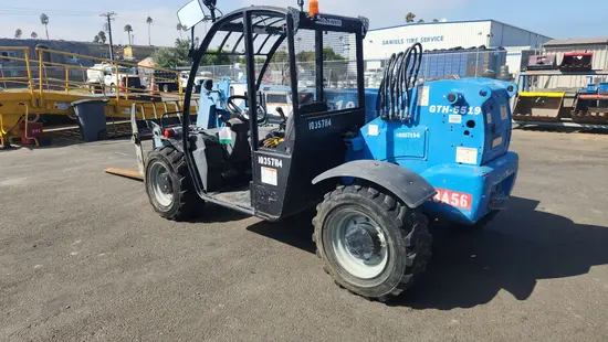 2015 Genie GTH-5519 Forklift