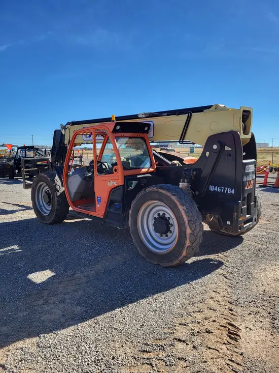 2016 JLG 642 Forklift