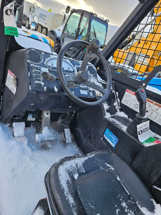 2016 Genie GTH-844D Forklift