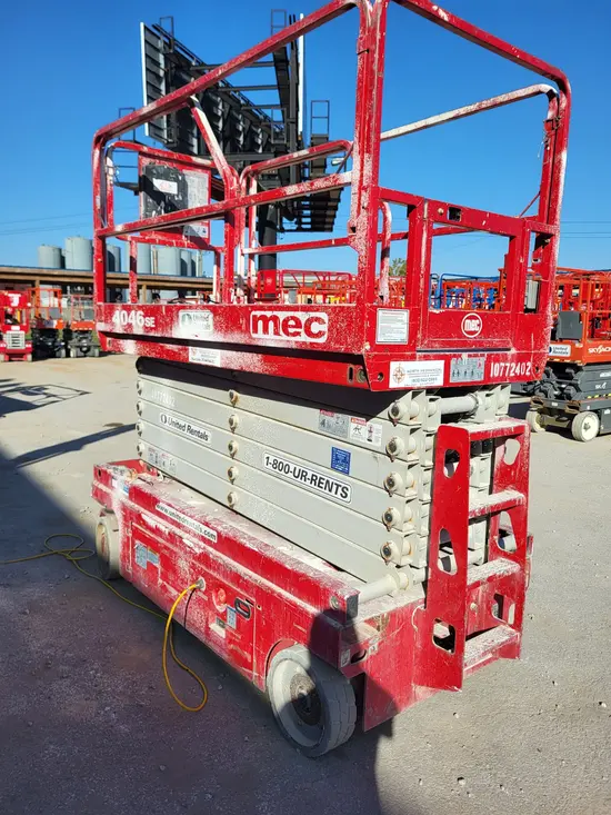 2018 MEC 4046SE Scissor Lift