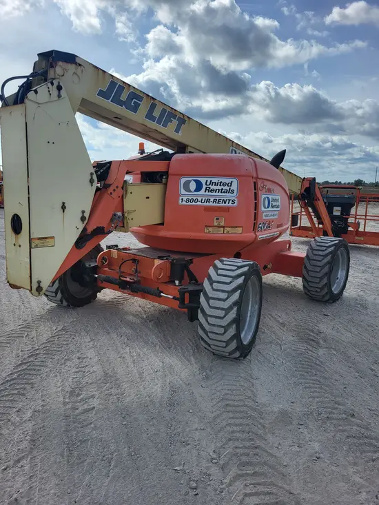 2015 JLG 600AJ Articulating Boom Lift