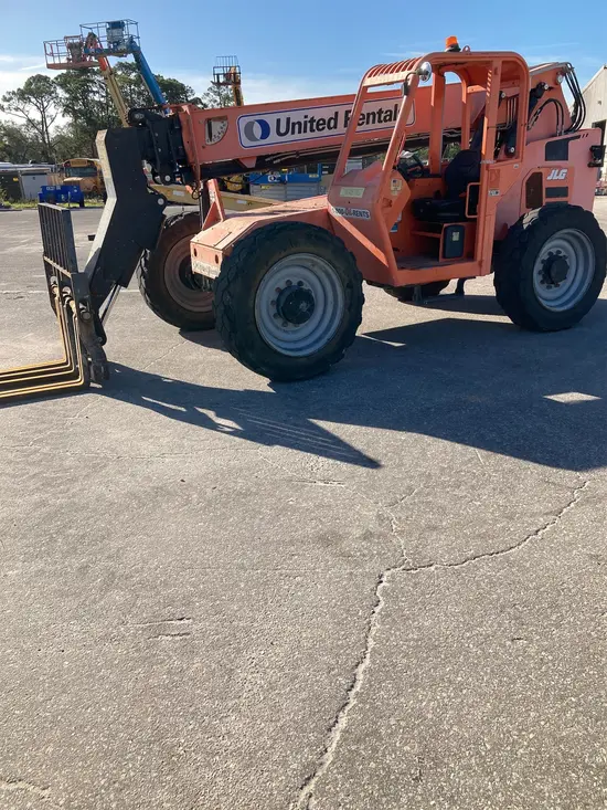 2016 SKYTRAK 6036 Forklift