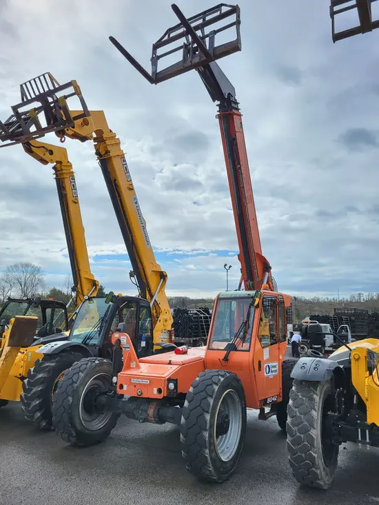 2016 SKYTRAK 8042 Forklift