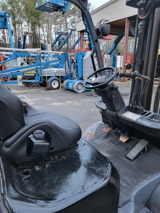 2016 Toyota 8FDU25 Warehouse Forklift