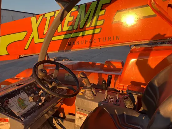 2014 XTREME XR1045 Forklift