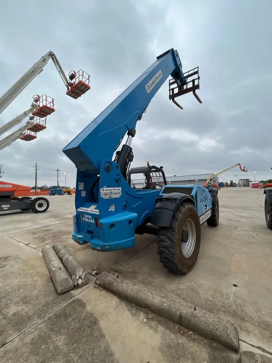 2015 Genie GTH-844 Forklift