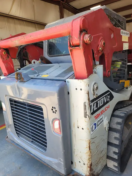2018 Takeuchi TL10V2-R Track Loader