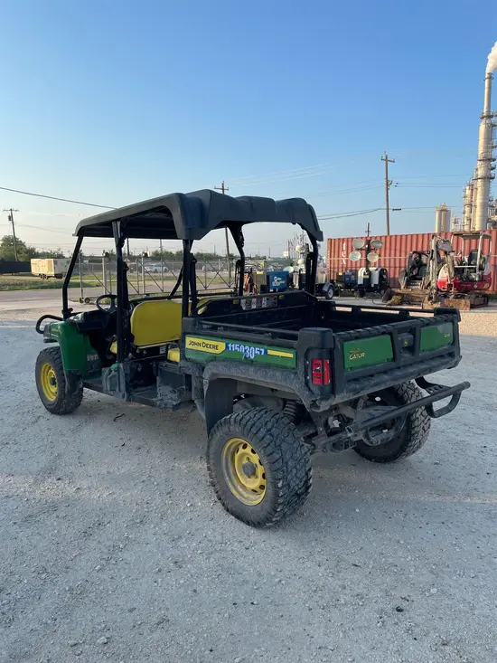 2022 John Deere XUV855M Utility Vehicle