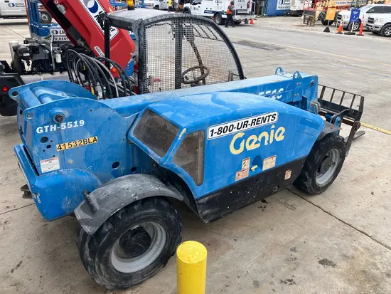 2017 Genie GTH-5519 Forklift