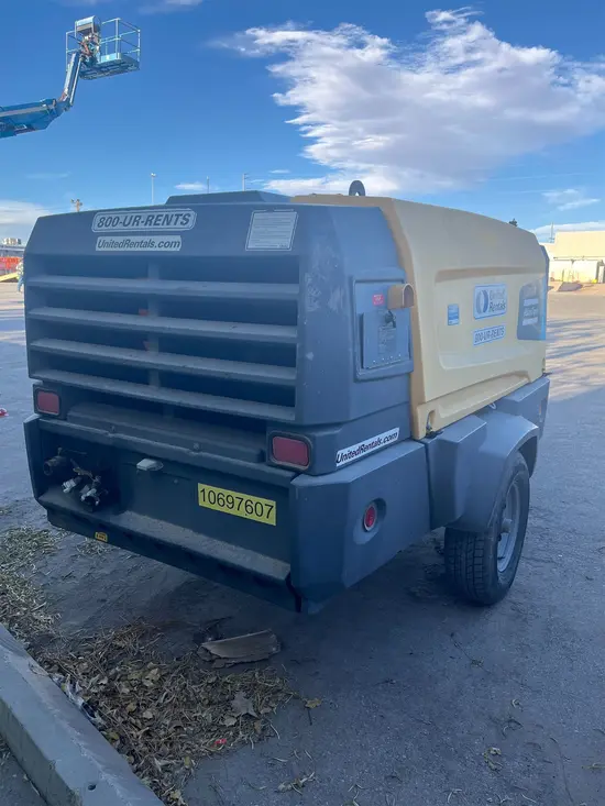 2017 Atlas Copco XAS440JD T4F Air Compressor