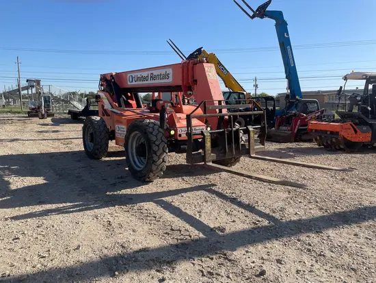 2015 SKYTRAK 8042 Forklift