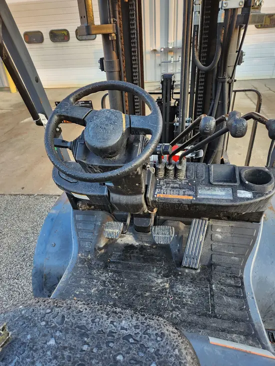 2018 Toyota 8FGU30 Warehouse Forklift