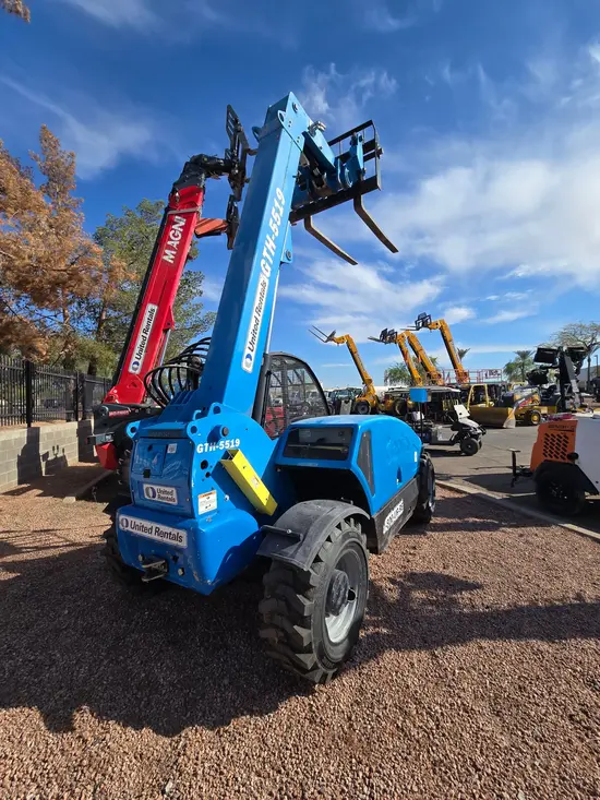 2018 Genie GTH-5519 Forklift