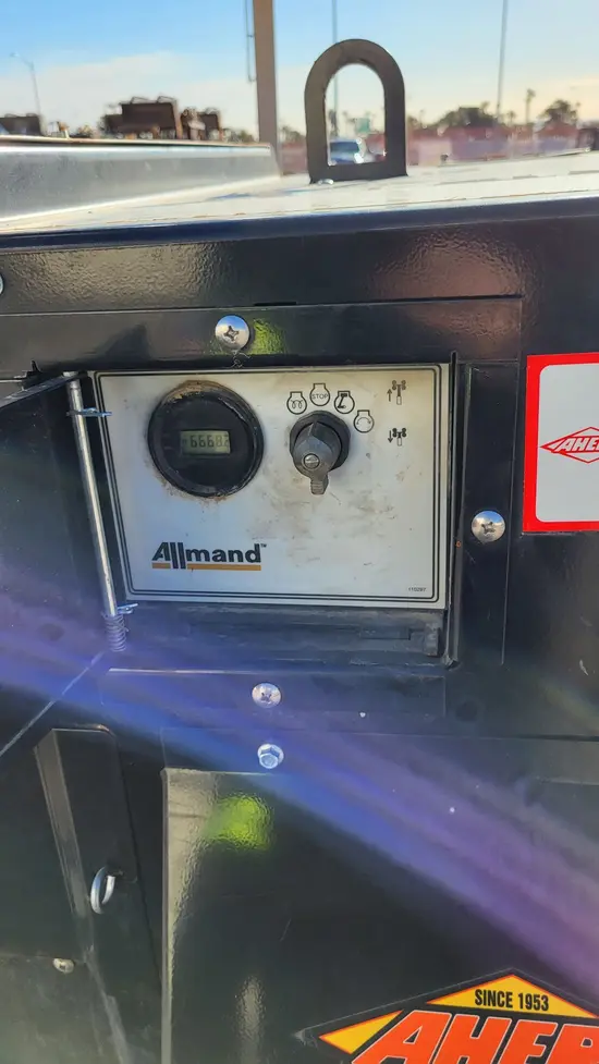 2020 Allmand NLV-K1005 Portable Work Light