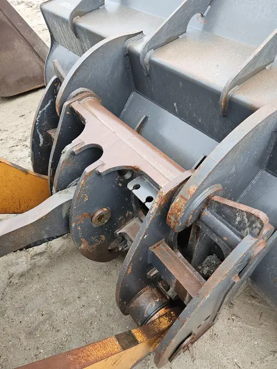 2018 Case 84496736 Bucket Attachment