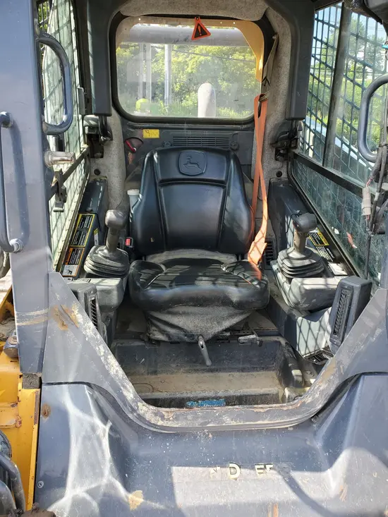 2017 John Deere 331G Track Loader