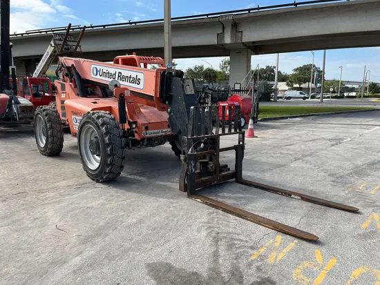 2016 SKYTRAK 6042 Forklift