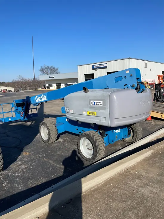 2013 Genie S-65 Boom Lift