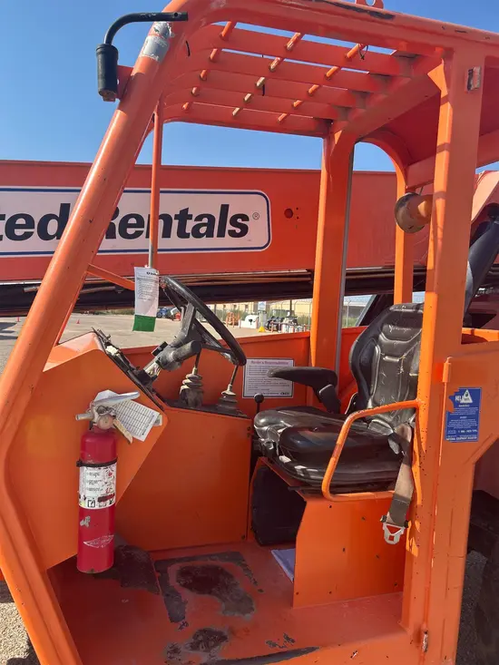 2014 SKYTRAK 6042 Forklift