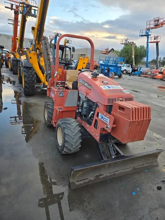 2016 Ditch Witch RT45A Ride-On Trencher