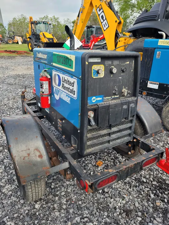 2018 Miller Welders TRAILBLAZER325D Welder