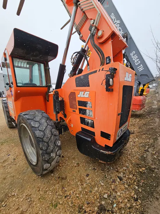 2017 SKYTRAK 6042 Forklift