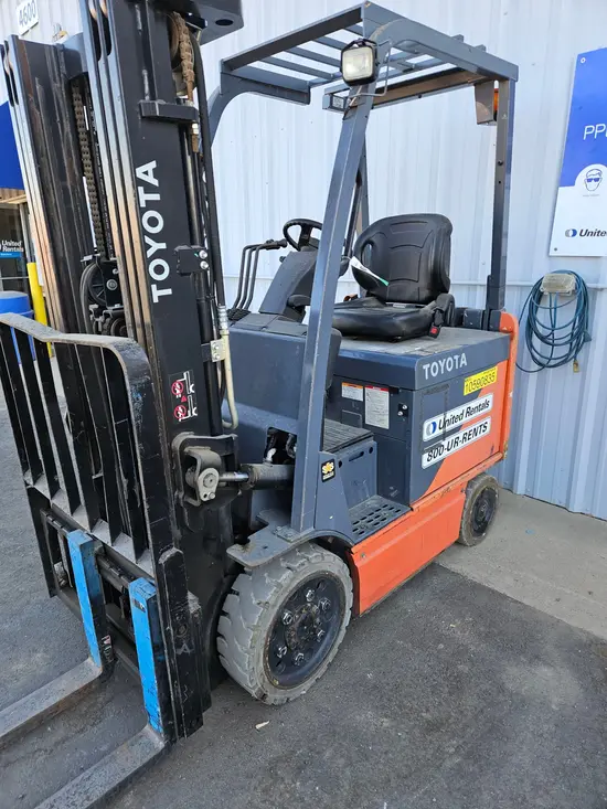 2017 Toyota 8FBCU25 Warehouse Forklift