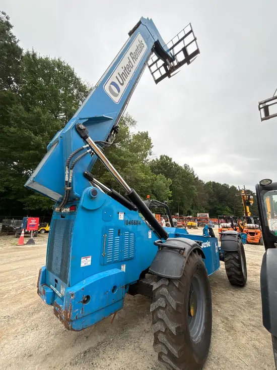 2016 Genie GTH-1056 Forklift