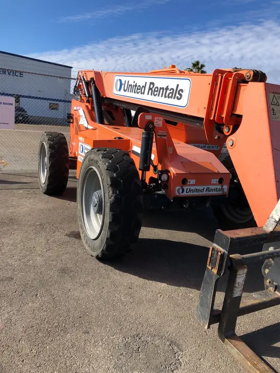 2015 SKYTRAK 6042 Forklift