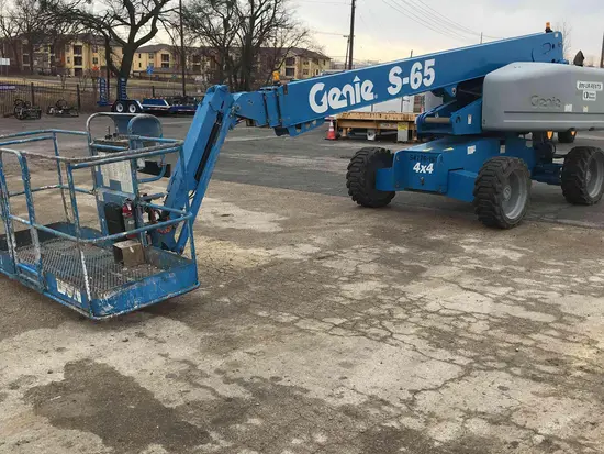 2012 Genie S-65 Boom Lift