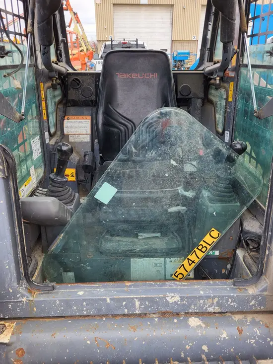 2017 Takeuchi TL8CRW Track Loader