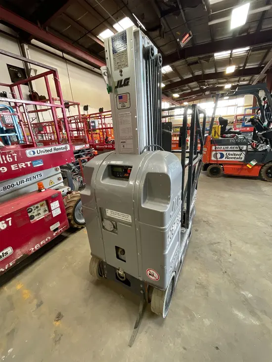2017 JLG 20MVL Self-Propelled One-Person Lift