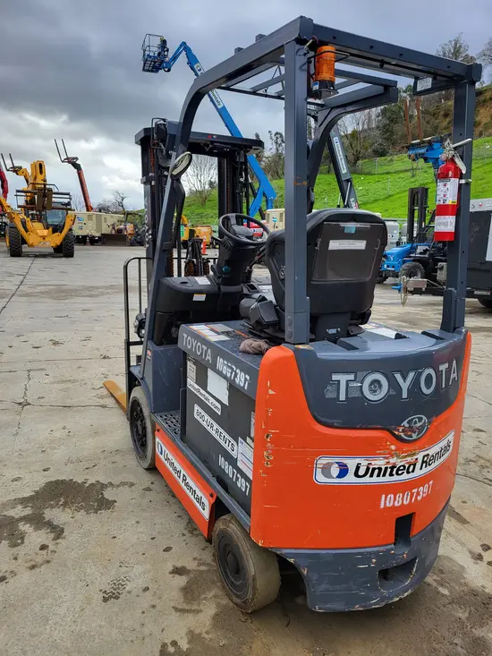 2018 Toyota 8FBCU25 Warehouse Forklift