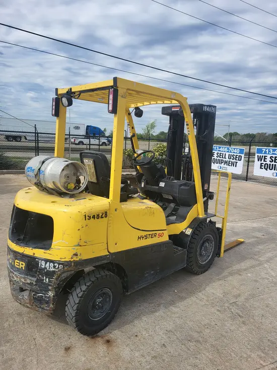 2017 HYSTER H50XT Warehouse Forklift