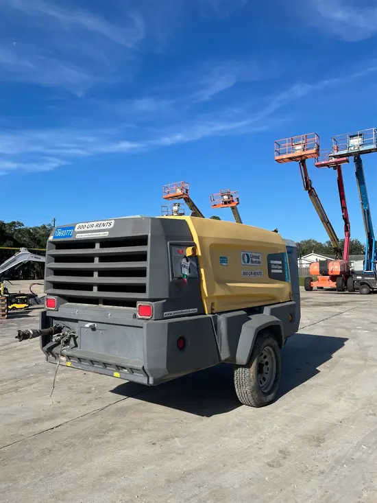 2017 Atlas Copco XAS440JD T4F Air Compressor