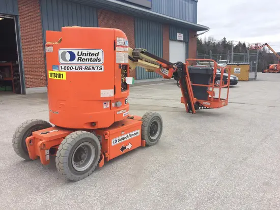 2013 JLG E300AJP Articulating Boom Lift