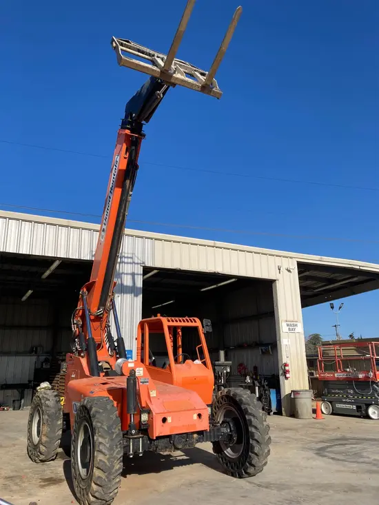 2015 SKYTRAK 6042 Forklift