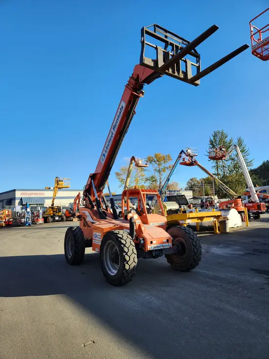 2015 SKYTRAK 6042 Forklift