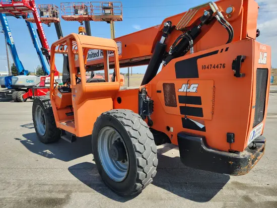 2016 SKYTRAK 8042 Forklift