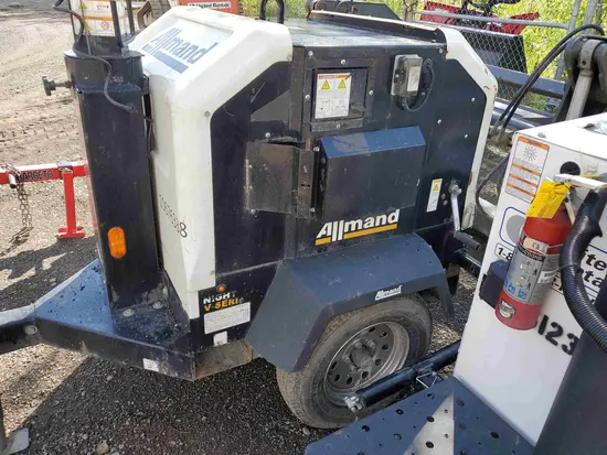 2017 Allmand NIGHT-LITE PRO Towable Light Tower