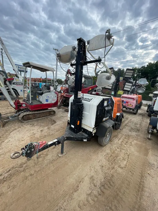 2018 Allmand NIGHT LIGHT V Towable Light Tower