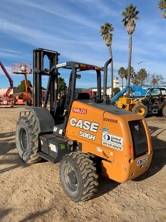 2018 Case 586H Rough Terrain Forklift