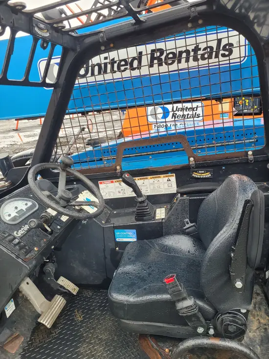 2015 Genie GTH-844 Forklift