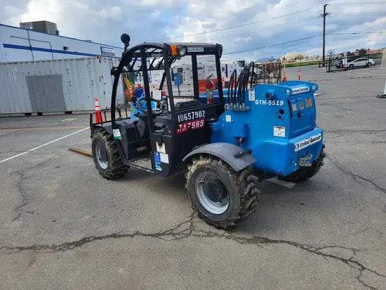 2017 Genie GTH-5519 Forklift