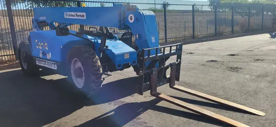 2015 Genie GTH-844 Forklift