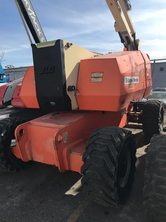 2013 JLG 800AJ Articulating Boom Lift