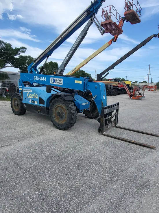 2016 Genie GTH-844 Forklift