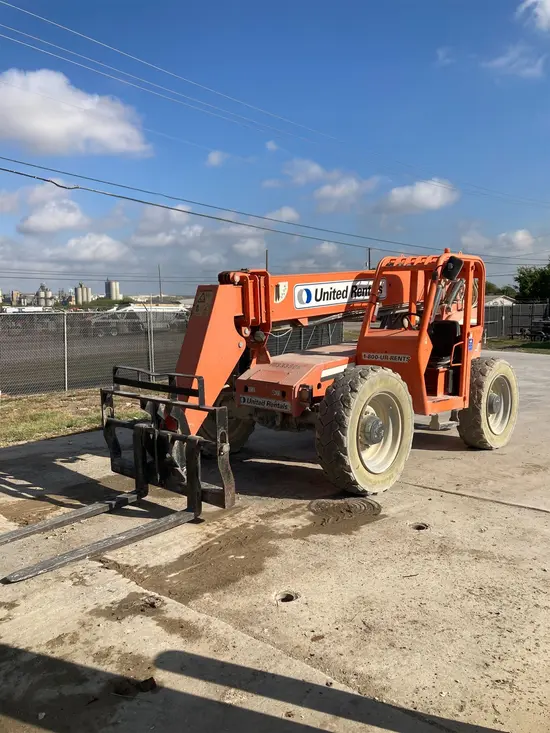 2015 SKYTRAK 6042 Forklift