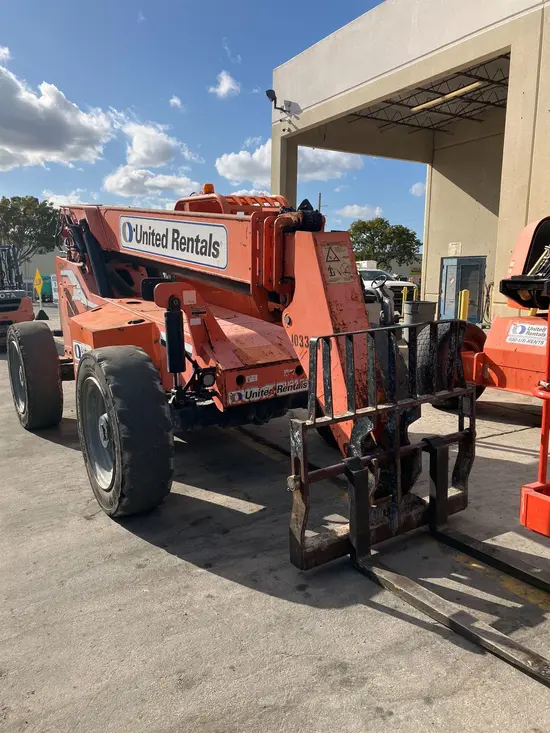 2015 SKYTRAK 6042 Forklift