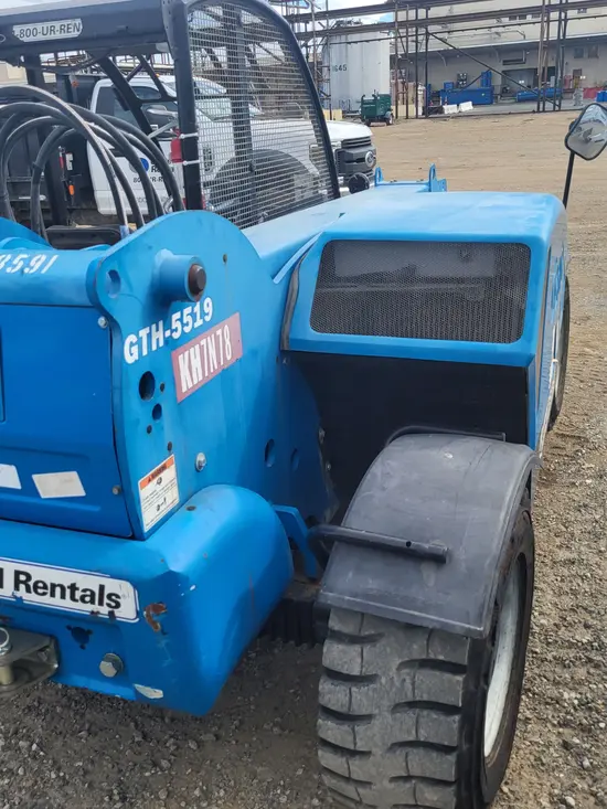 2016 Genie GTH-5519 Forklift